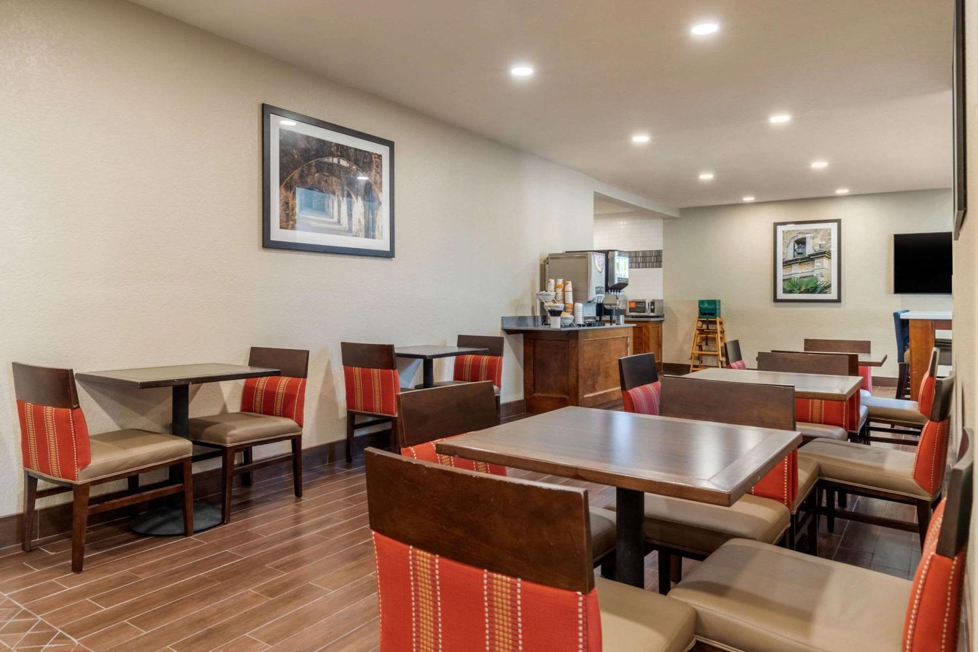 Comfort Suites San Antonio Airport North Eksteriør billede