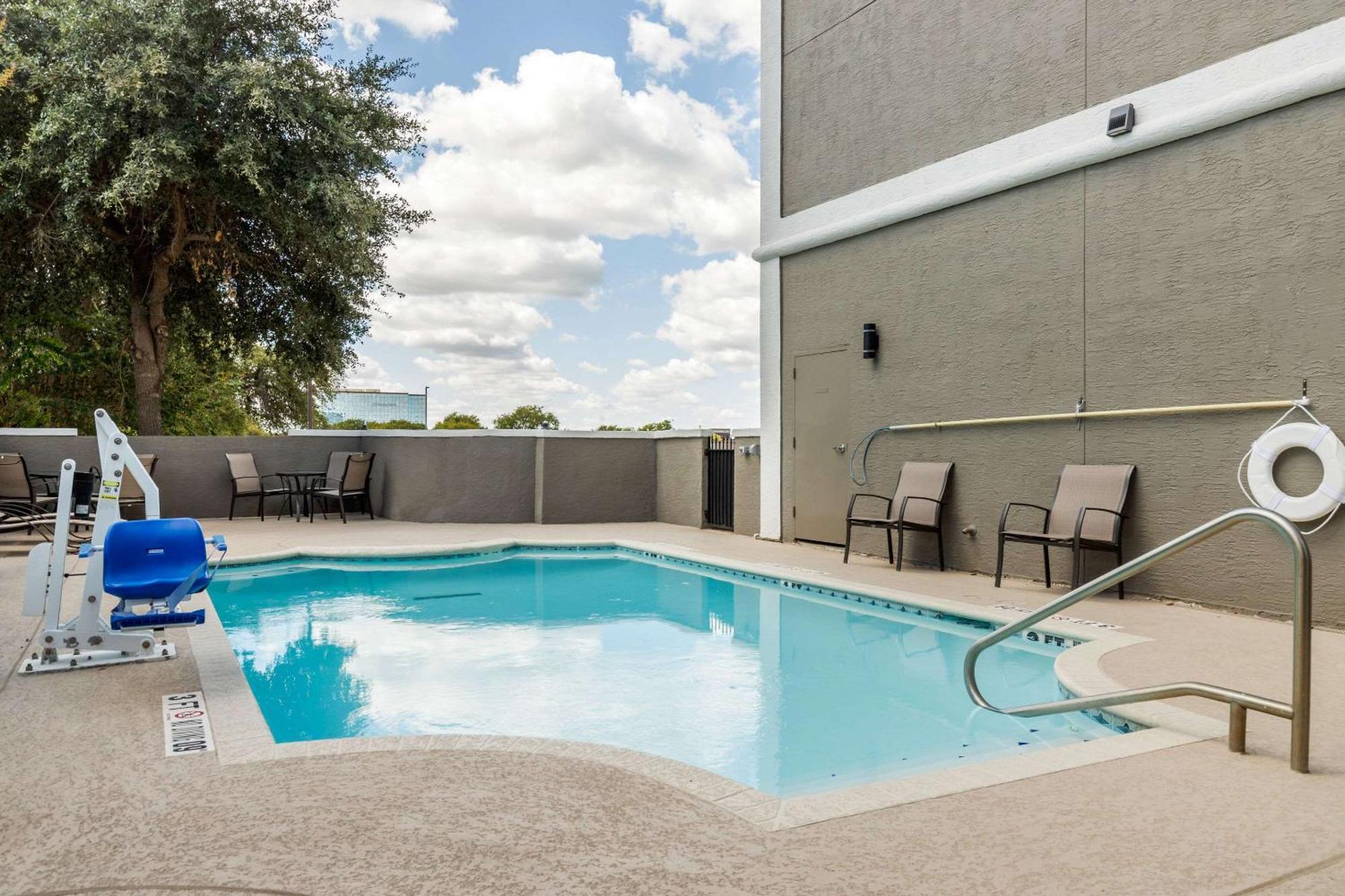 Comfort Suites San Antonio Airport North Eksteriør billede